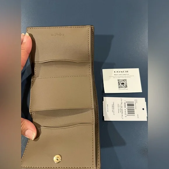 Coach Dark Stone Micro Wallet Trifold NWT - Picture 2 of 7